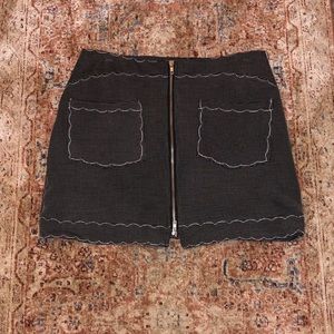 Scallop Detail Zip Up Skirt